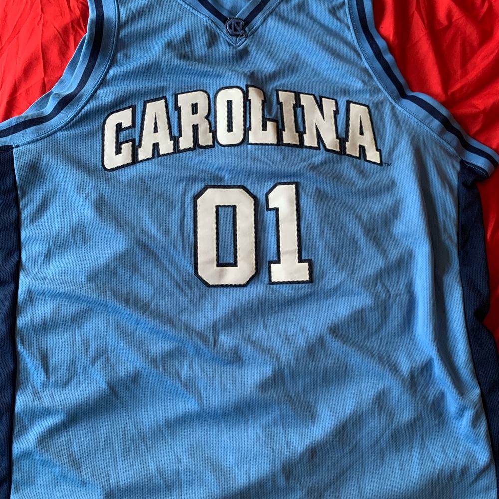 UNC jersey size xl new no tags